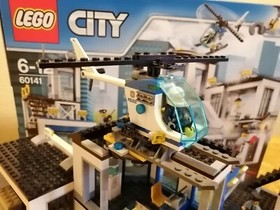 Lego City 60141 Police Station, Complete with Box + Instructions