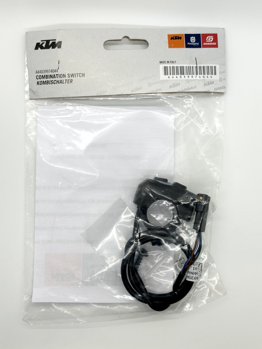 bossページ BOSS - '1512919' | Chronograph Black Canvas Strap Aeroliner