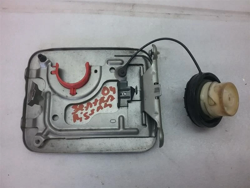 Fuel Gas Filler Door 1.8L 2004 NISSAN SENTRA 6-2-2P - Imagem 4 de 4