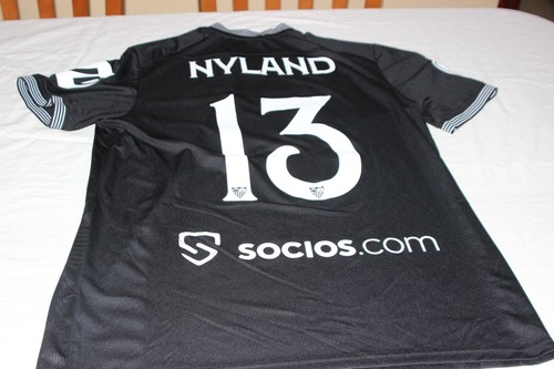CAMISETA UTILLAJE 1/4 Final Copa del Rey 2023-24 SEVILLA FC 134 años L 13 NYLAND - Imagen 5 de 6