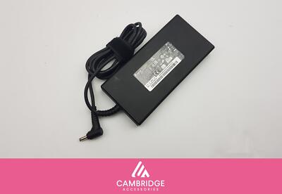 Original Zubehör Hersteller MSI Katana 15 B12VGK-439 B12VGK-08 B12VFK-441 20V 10A 200W Laptop Ladegerät |