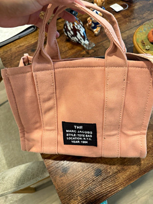 Marc Jacobs The Tote Bag Mini Pink Zip Tote w/ Detachable Adjustable Strap