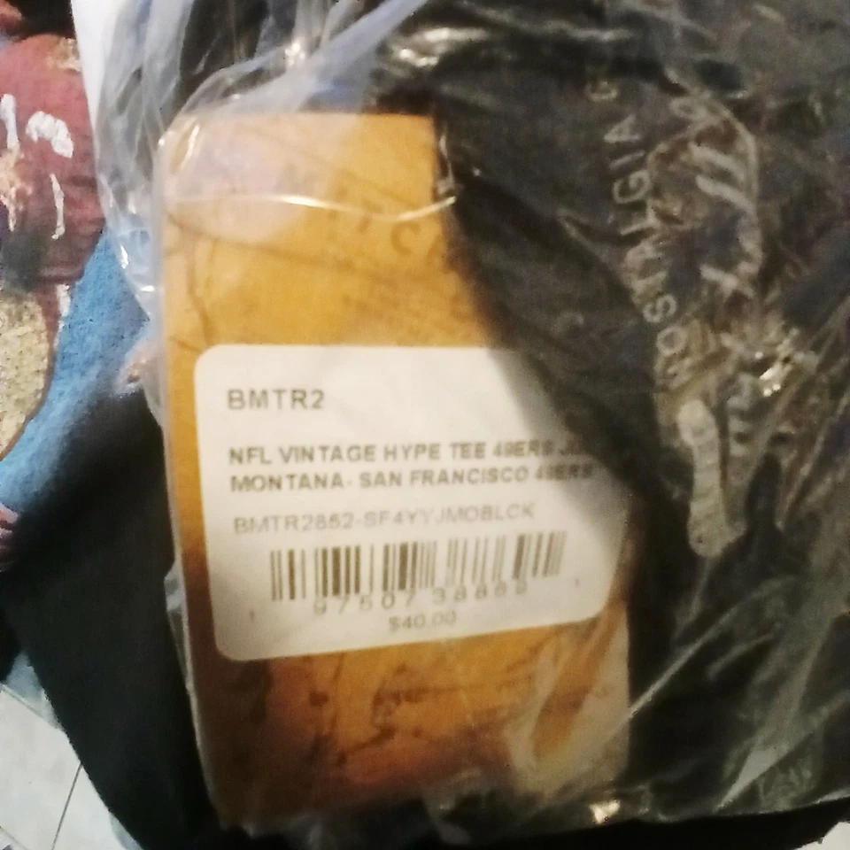 Camiseta Mitchell & Ness Joe Montana San Francisco 49ers Retro Talla L Foto 4 de 4