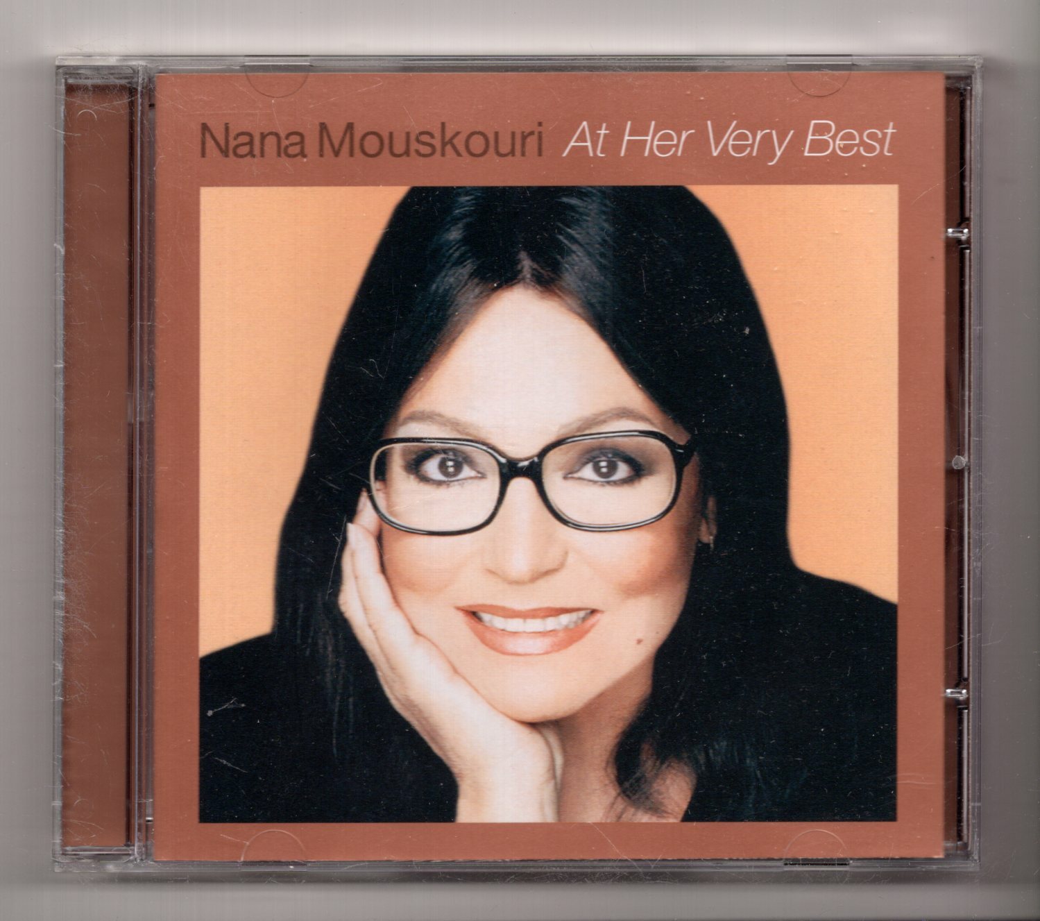 (KJ901) Nana Mouskouri, At Her Very Best - 2001 CD