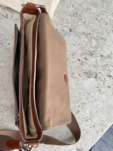 Shinola Canfield Natural Grain Leather Relaxed Messenger Bag - Picture 3 of 4
