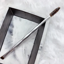 Benefit Cosmetics Angled Brow Brush & Spoolie brand new sealed Full size eyebrow