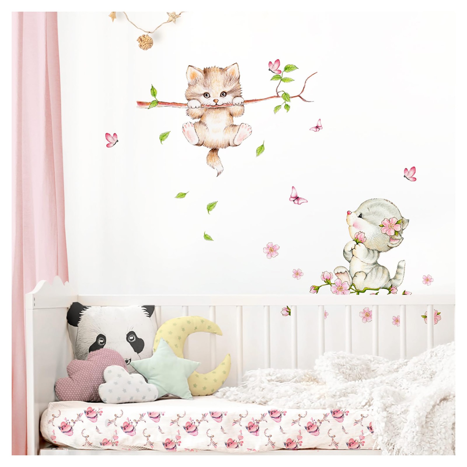 Stickers muraux motif 2 chats complices pour veiller sur les nuits de bébé