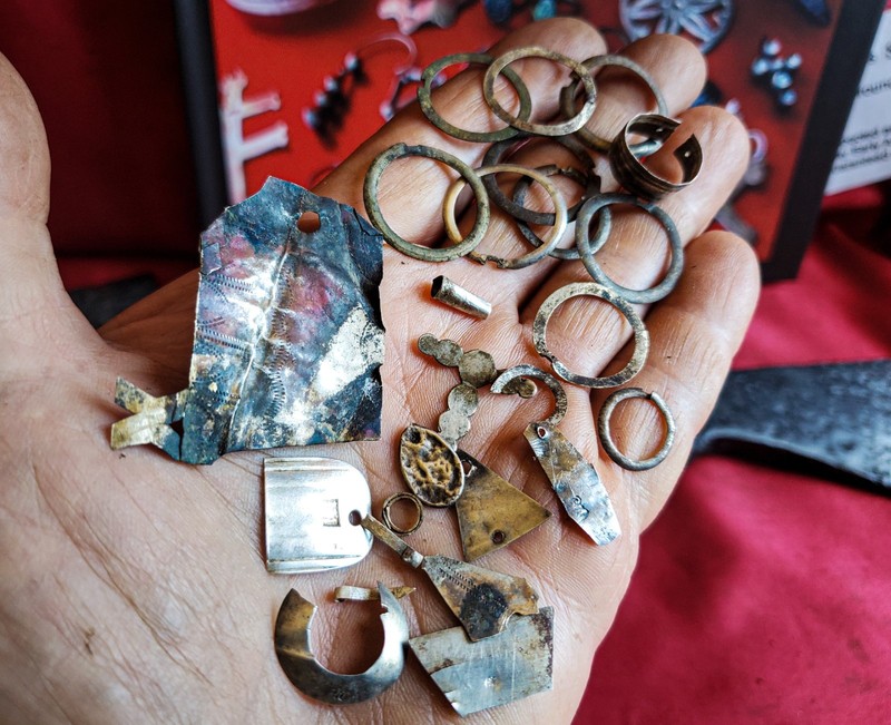 1700s Fur Trade ~ Handful Of Silver Bits