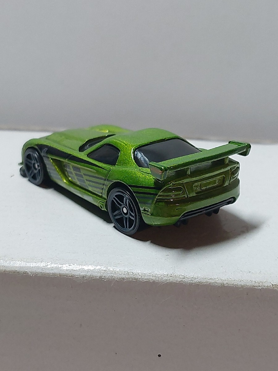 Voiture Miniature Hot Wheels 1/64 - Dodge Viper SRT10 ACR - Loose (sans Boîte)