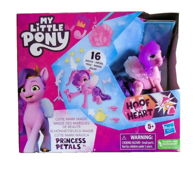 NEW My Little Pony PRINCESS PETALS CUTIE MARK MAGIC HOOF TO HEART Play Set - MIP