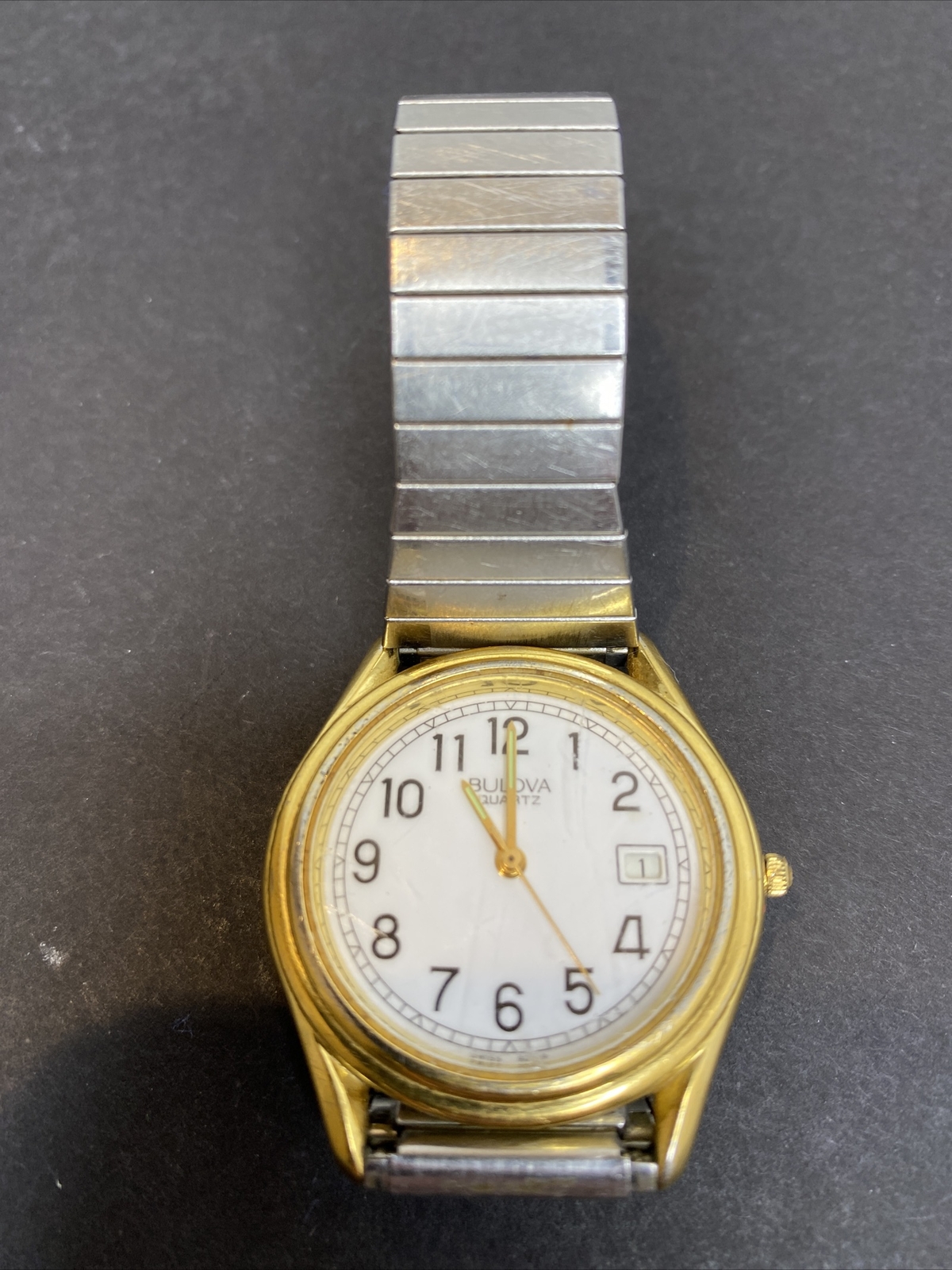 Bulova Water Resistant T2 Base Metal Bezel Stainless Steel Quartz