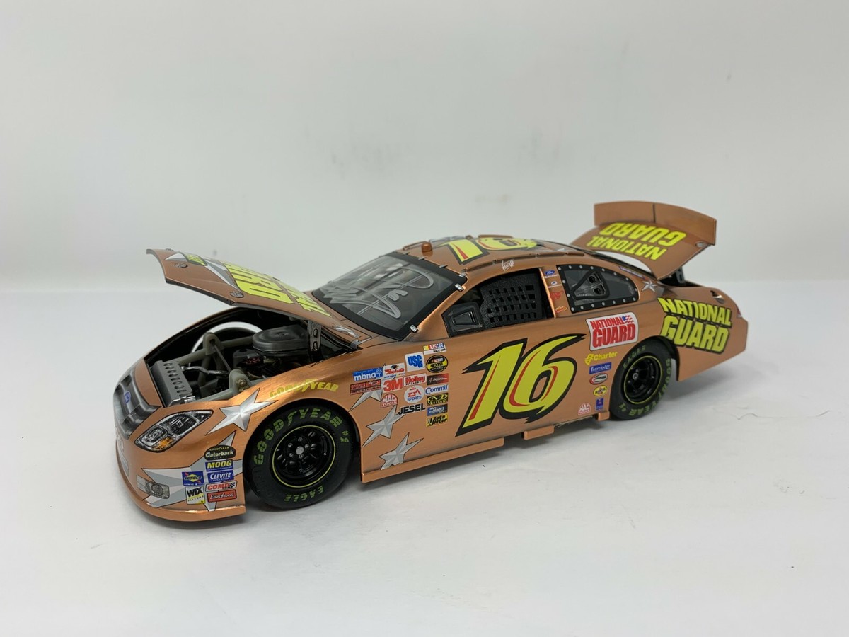 Team Caliber Preferred Nascar #16 Greg Biffle National Guard 1:24