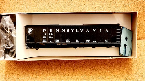 Kit Pennsylvania RR H37B 3 bahías 70 toneladas tolva 272209 Stewart Hobbies 10372 HO | Condition: Used