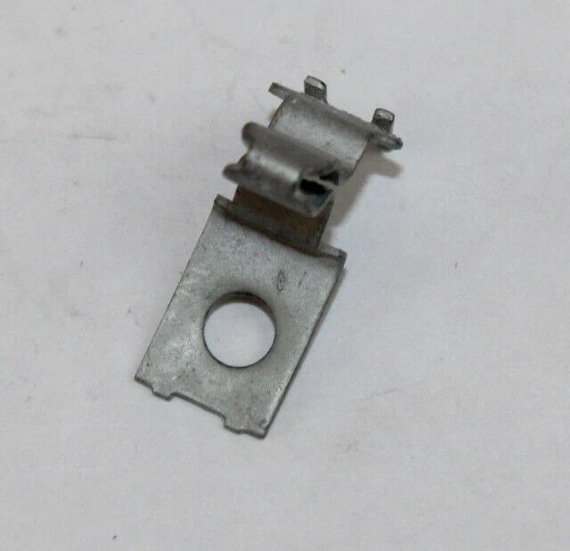 Secadora de gas comercial Maytag: golpe de puerta (3403431 / WP3403431) {N2240} Foto 2 de 4