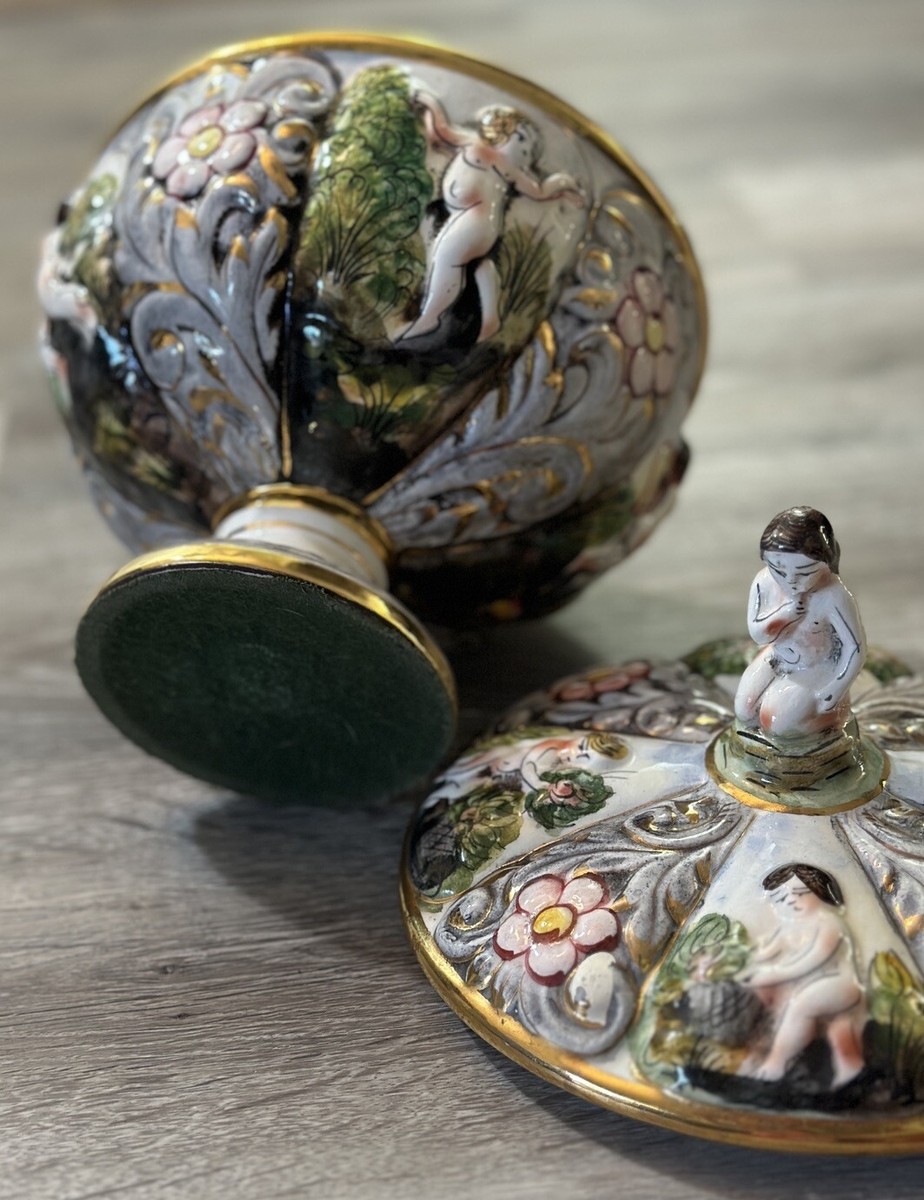 Vintage CAPODIMONTE MADE IN ITALY Cherub CANDY DISH WITH LID Bowl
