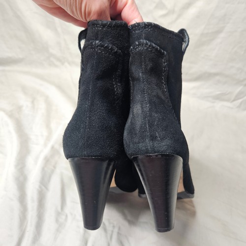 Karl Lagerfeld Provence Ankle Boots Womens 8 Western Black Suede Pull On Heels - Picture 6 of 10
