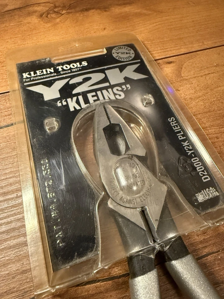Klein Y2K Limited Edition Lineman Pliers - Image 4 of 4
