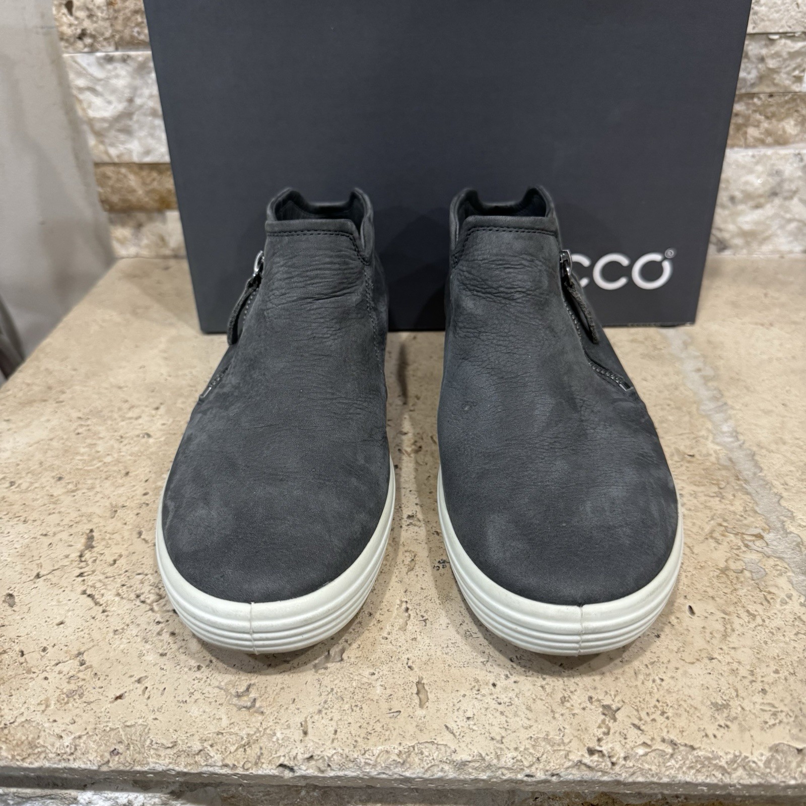 ECCO Soft 7 Low Cut Booties Dark Gray Nubuck Leather Women's Sz 40 EU (US 9-9.5) image 4