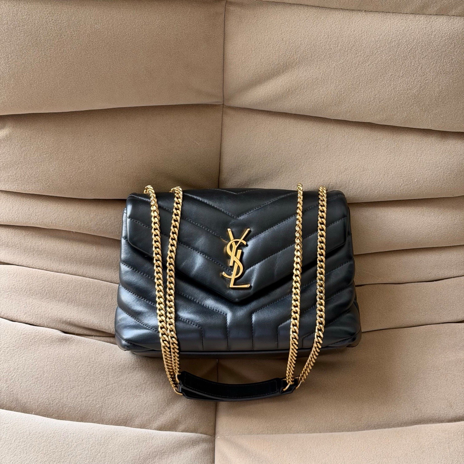 Saint Laurent YSL Small Loulou Black Leather with Gold Hardware