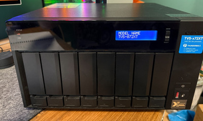 QNAP TVS-872XT Intel Core i5-8400 16GB RAM 8-Bay NAS