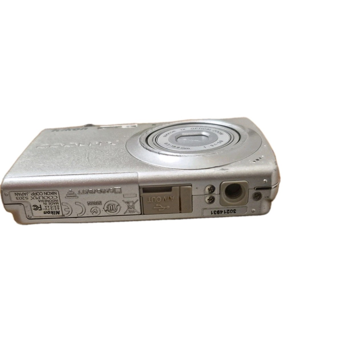Nikon Coolpix S203 16.0 MP Digital Camera Silver Compact Japan | eBay