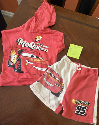 Disney Cars Lightning McQueen Boys 5T Set Hooded Hoodie & Shorts 