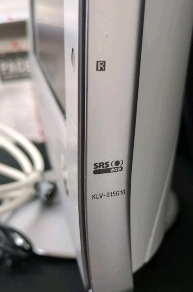 Televisión LCD Sony LCD WEGA KLV-S15G10 15" 480i EDTV LCD funcionando *Leer* Foto 3 de 4