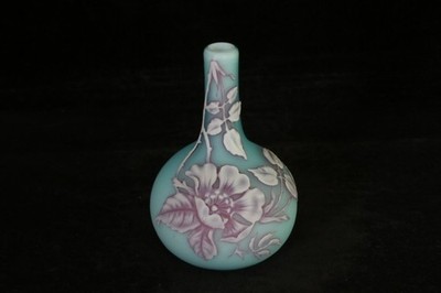 19TH CENTURY WEBB ENGLISH CAMEO CARVED ART GLASS 3 COLOR BLUE MINIATURE VASE