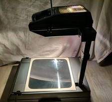 3M 2000 AG Overhead Projector Briefcase Portable Transparency Projector TESTED