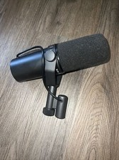 Shure Sm7b Cardioid Dynamic Vocal Microphone