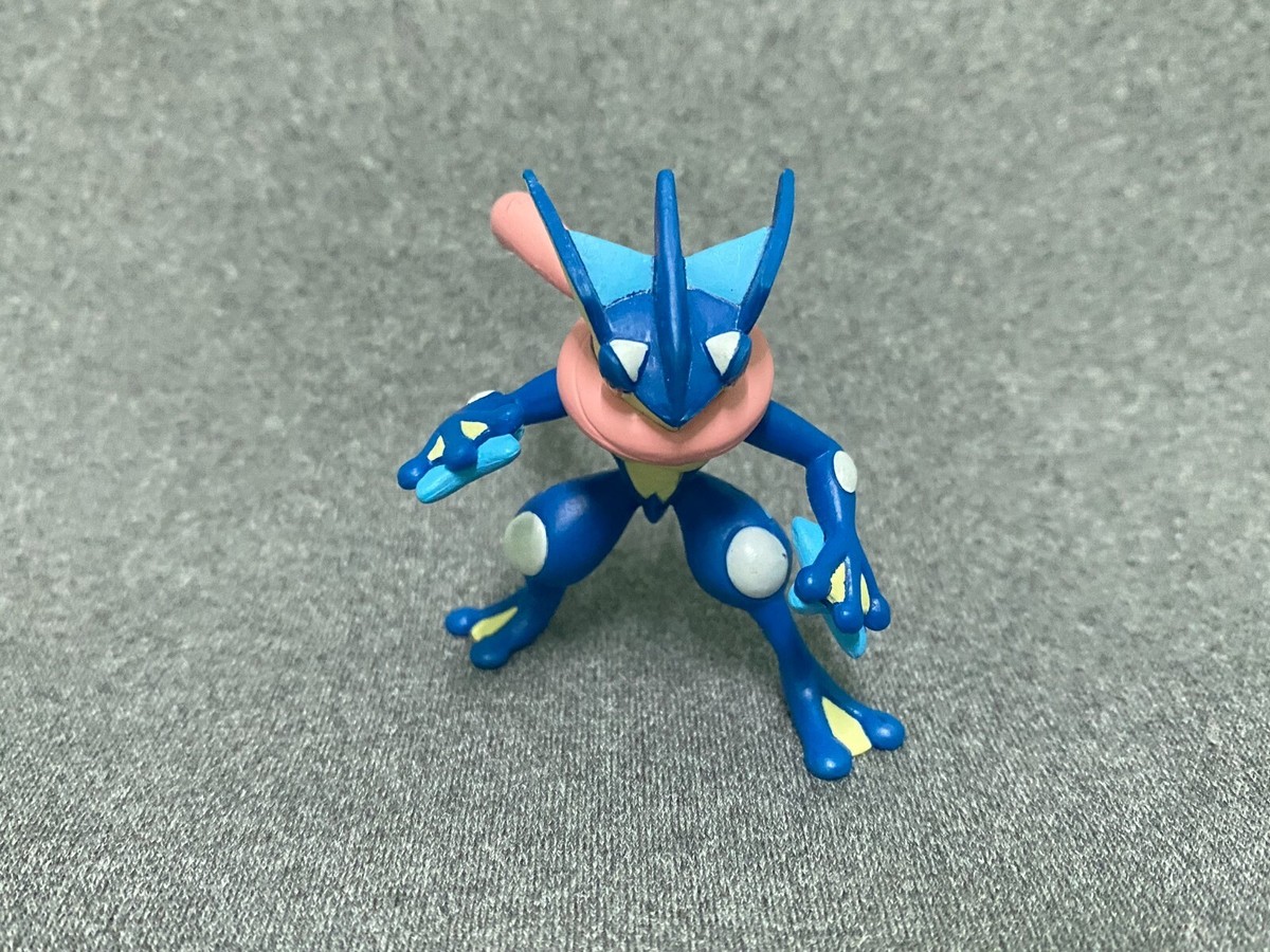 Greninja Pokemon monster Nintendo Tomy Collection Figure Toy Japan
