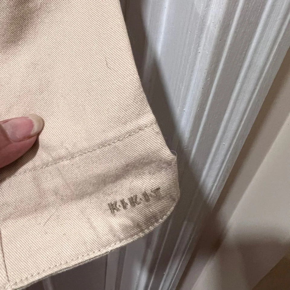 Chaqueta utilitaria KIKIT elegante beige estilo safari con múltiples bolsillos - Foto 4 de 4