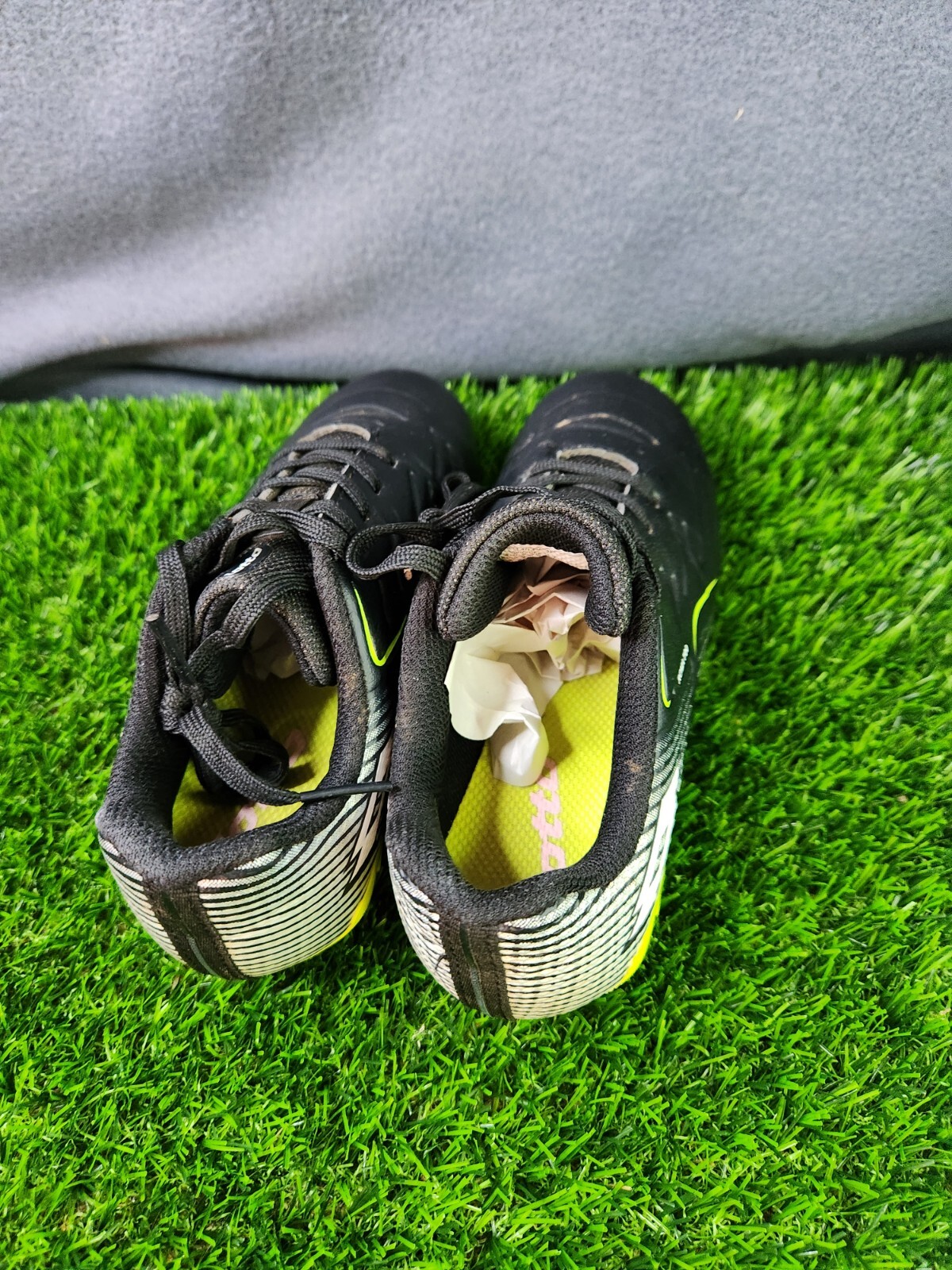 Lotto Roma 700 tacchetti calcio futbol neri per bambini giovani taglia 11K