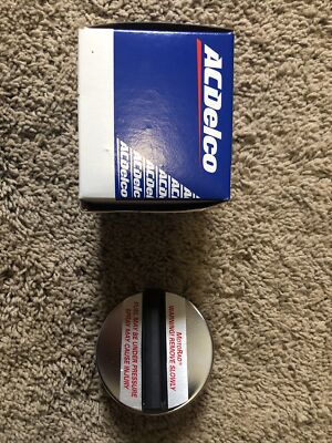 #ad AC Delco 12F39 Gas Cap Original Equipment Gm 19114698 NIB $12.99