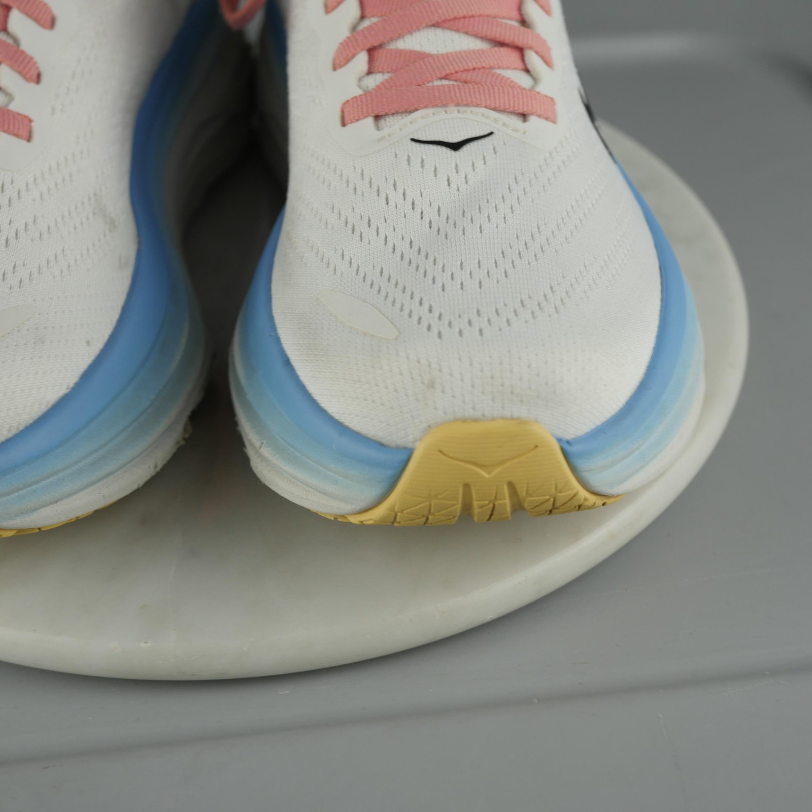 Hoka One One Bondi 8 Wide Shoes Womens Size 8.5 White Running Sneakers 1127954 thumbnail 4