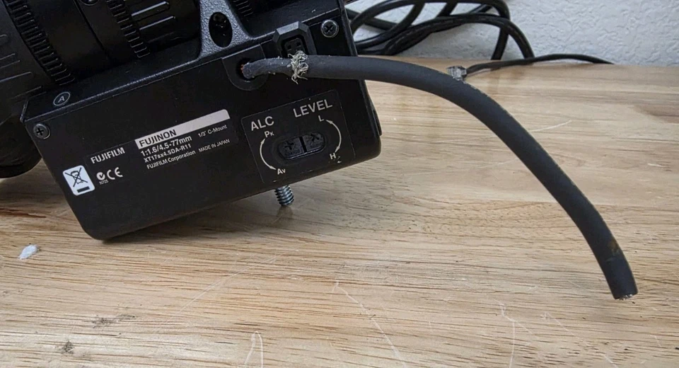 Fujinon XT17sx4.5DA-R11 17x 4.5-77mm f/1.6 C-Mount Lens with Motorized Focus - Image 4 of 4