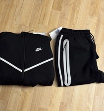 Nike Men's Black Reflective Tracksuit Set Jacket  Pants Zip Pockets Logo