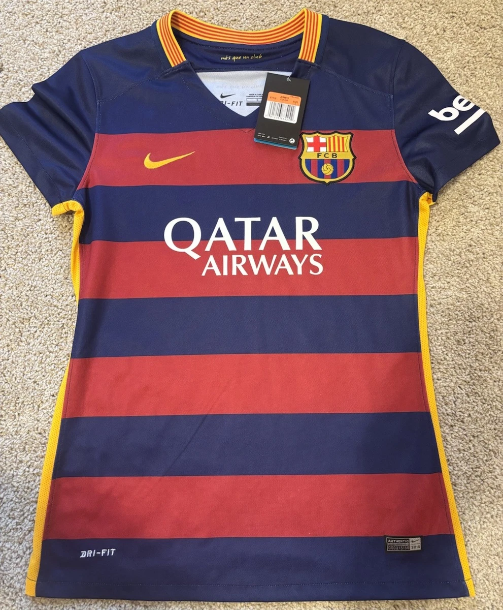 Andres Iniesta FC Barcelona International Club Soccer Fan Apparel