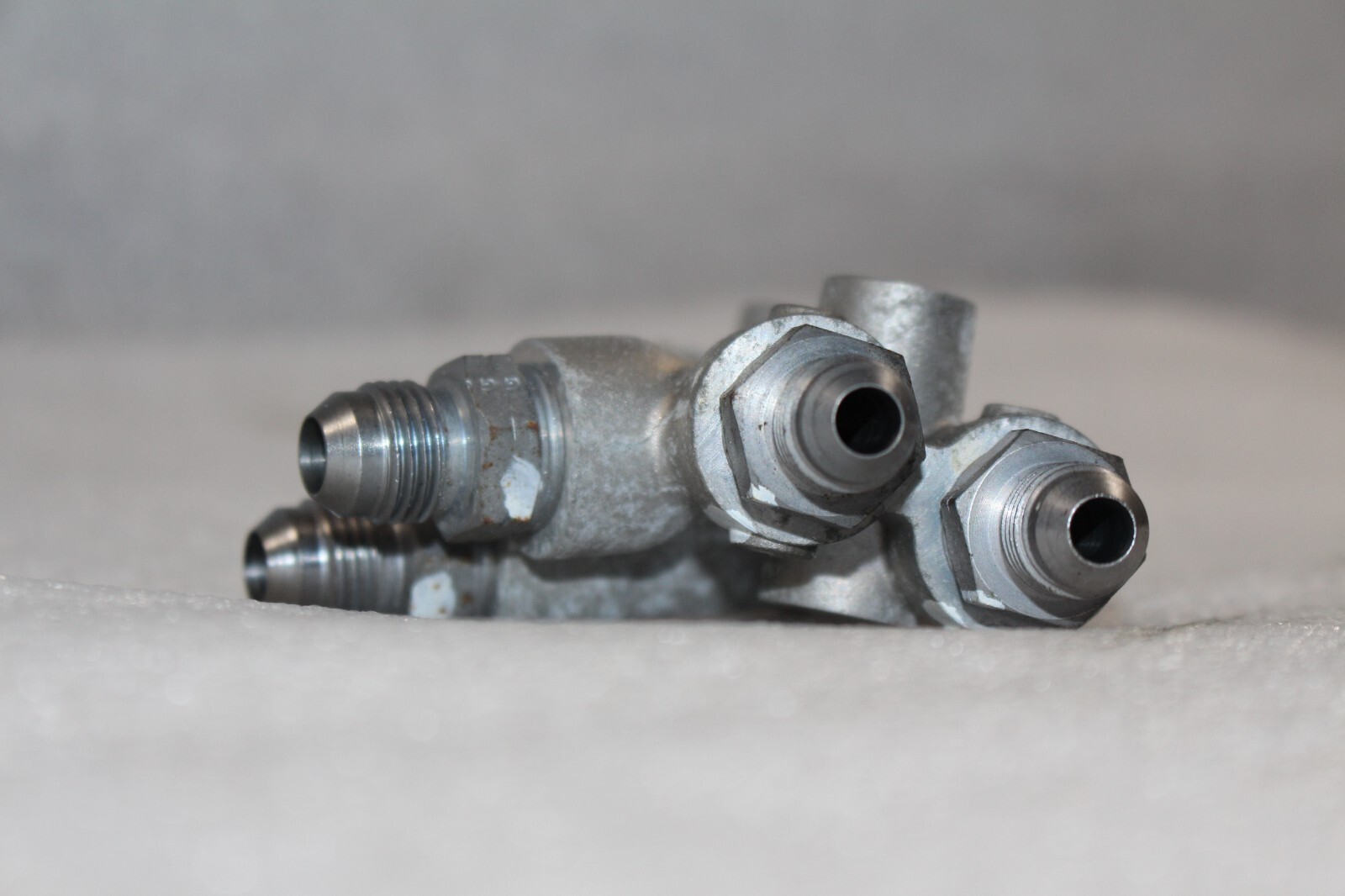Mclaren MP4-12C, Fuel Line Separator, Used, P/N 11A4676CP