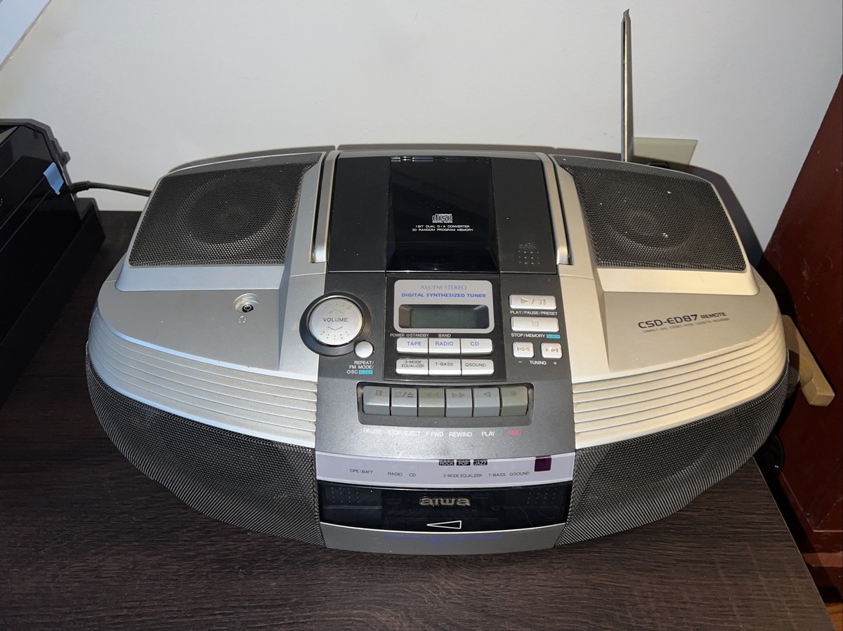 AIWA CSD-ED87 Compact Disc Stereo Radio Cassette Recorder Boombox