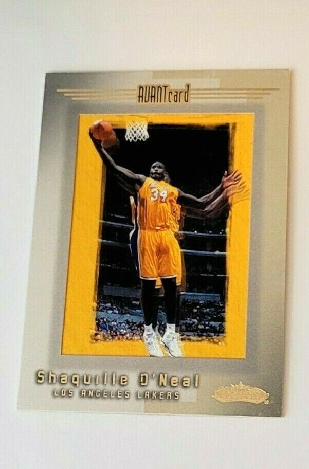 Shaquille O'Neal 2001-02 Fleer Showcase Framed Avant Card #91