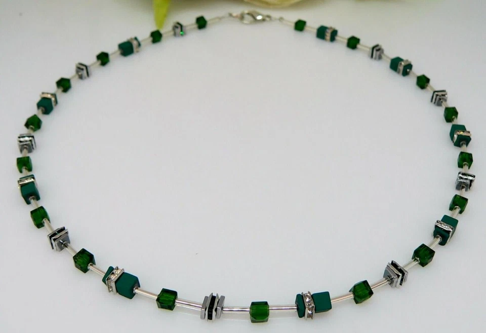 Halskette Würfel Hämatit Quadrat Glas Cube Strass Emeral dunkelgrün smaragd 519d - Bild 3 von 4