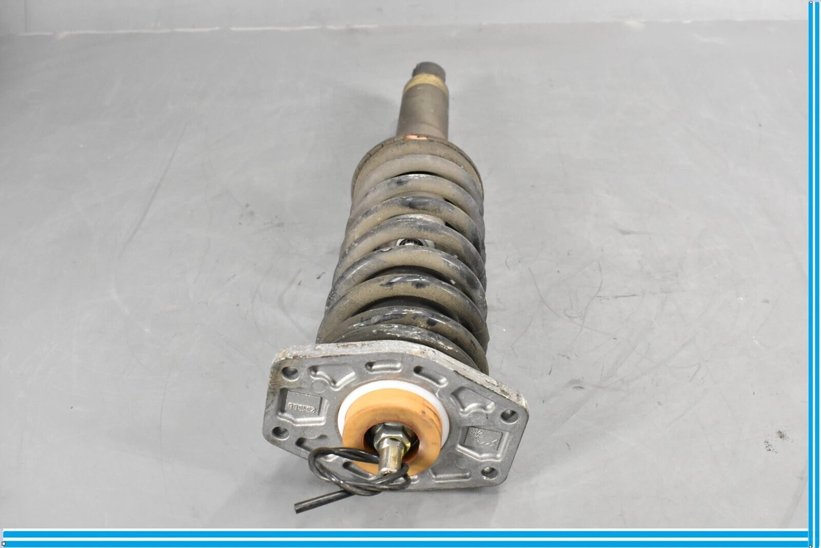 04-08 Maserati Quattroporte M139 Rear Left Or Right Shock Strut Absorber OEM