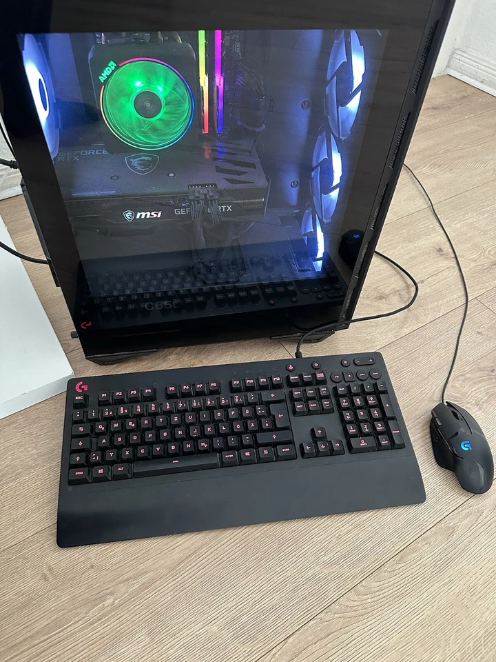 MSI Gaming Pc mit Maus und Tastatur
