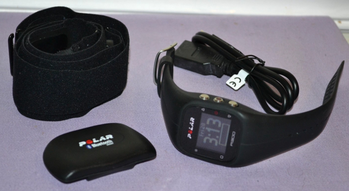 & H7 Bluetooth Heart Rate Sensor, Chest Strap & Charger