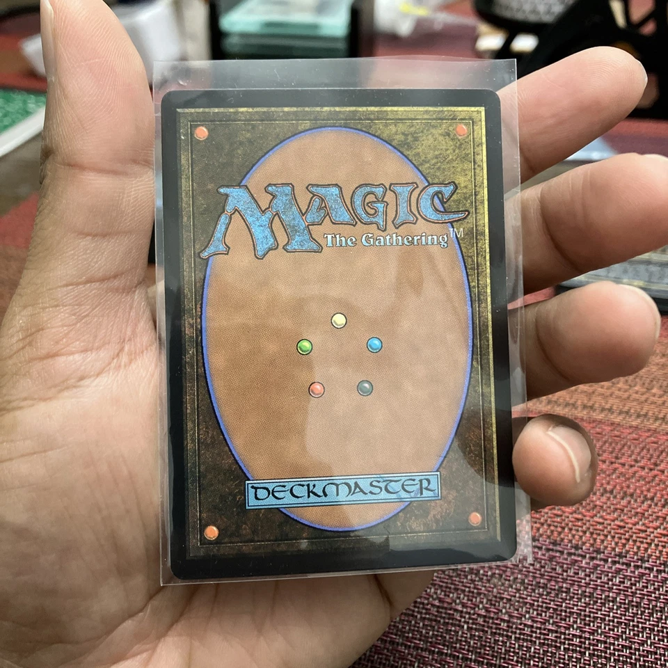 Tifa, Martial Artist (Borderless) (Surge Foil) Commander: Final Fantasy Foil - Image 4 of 4