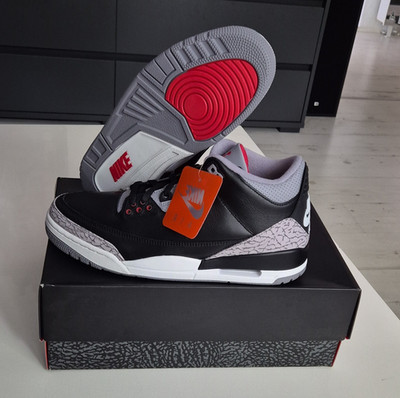 Jordan Air Jordan 3 Retro Herren Sneaker Schwarz/Grau/Rot EU 44 DN3707 010