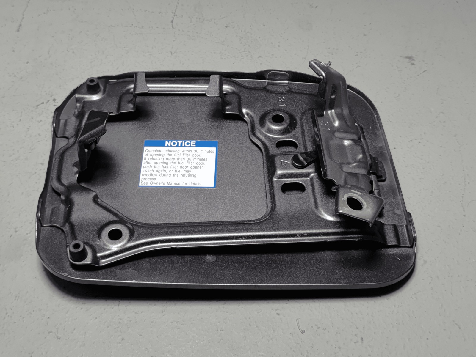 2019-2025 TOYOTA RAV4 FUEL GAS TANK DOOR LID FLAP COVER W/ CAP GRAY 2QZ OEM