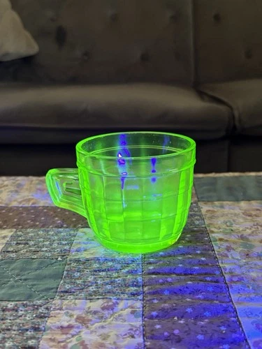 Vintage Uranium Depression Glass Green Mug. Hazel Atlas Co. Exc.Cond.