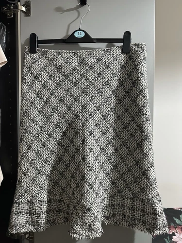 M&S Tweed Skirt Below Knee Midi Grey Acrylic Skirt Work Office Classic Wool 14 - Picture 2 of 12